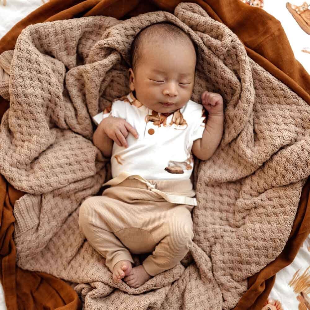 Snuggle Hunny - Lion Short Sleeve Organic Bodysuit